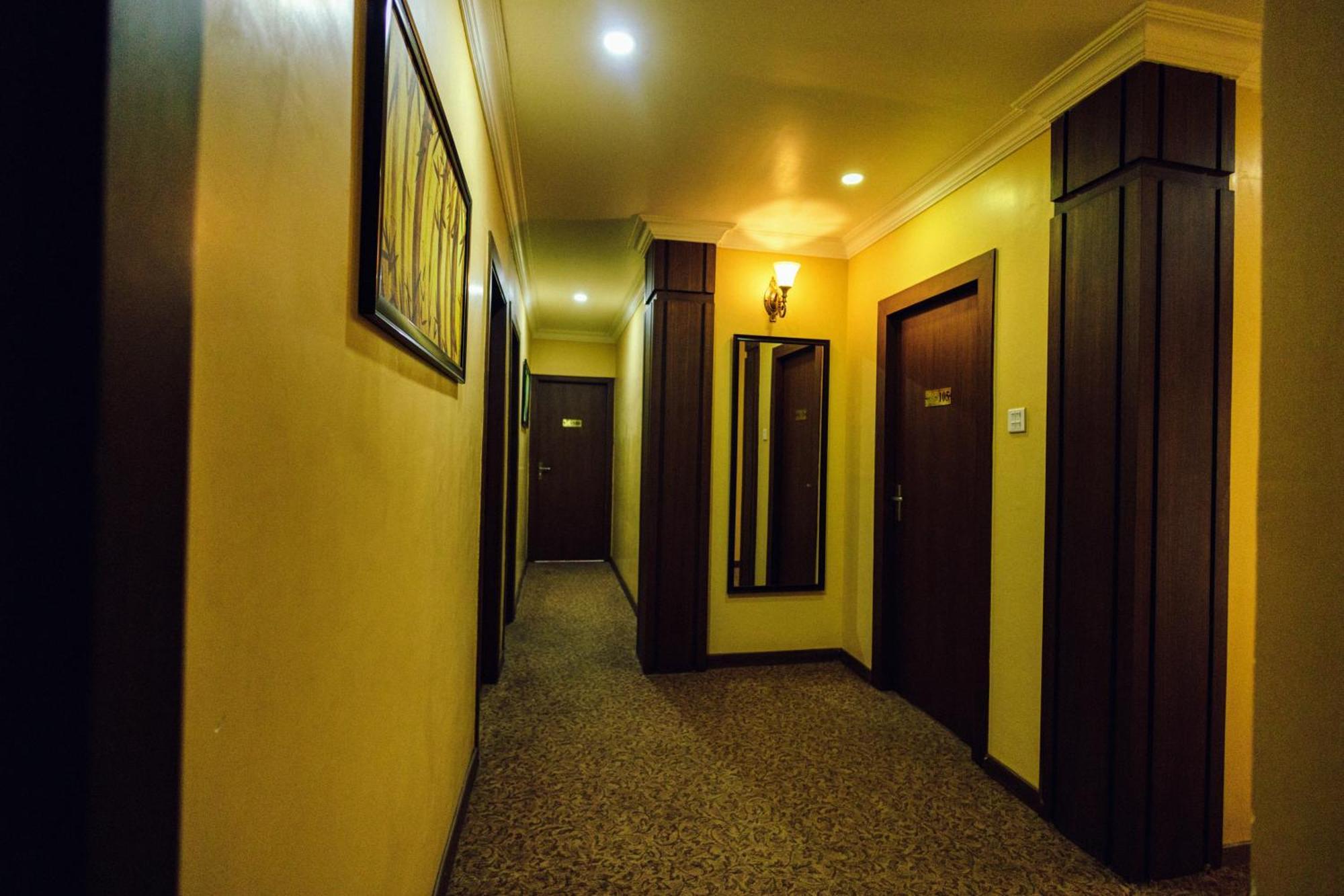 Hotel Maden Inn Itahari Exterior foto
